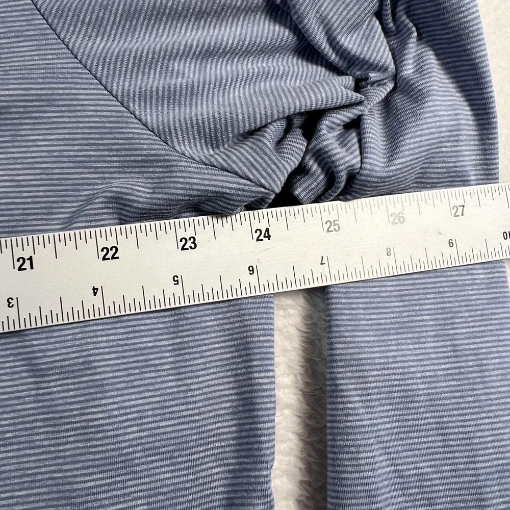 Johnnie-O 1/4 Zip Pullover Mens XL Blue Striped Lightweight Stretch Performance